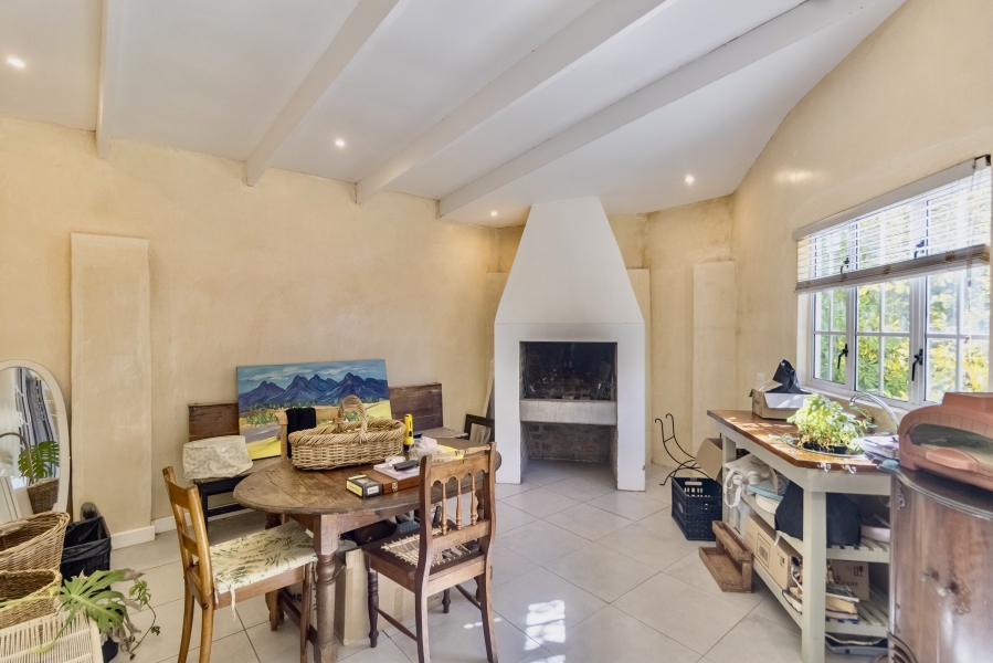 4 Bedroom Property for Sale in Klein Dassenberg Western Cape